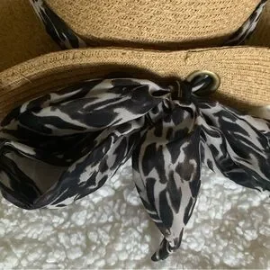 Nine West | Accessories | Nine West Tan And Black  display picture 2